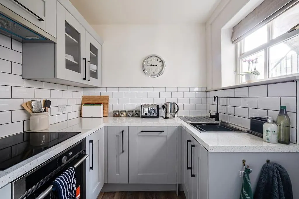 Entire House, Private Parking, Great Views, Dog Friendly Villa Chester