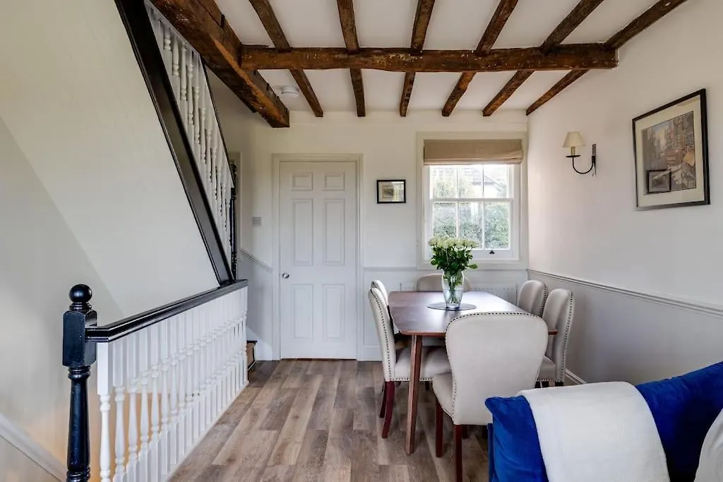 Entire House, Private Parking, Great Views, Dog Friendly Villa Chester United Kingdom
